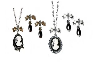 Black Cameo and bow necklace with optional earrings bronze or silver - Bild 1 von 5
