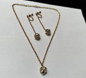 Rhinestone Ball Gold Tone Set Clip On Dangle Earrings & Pendant Necklace - Picture 1 of 9
