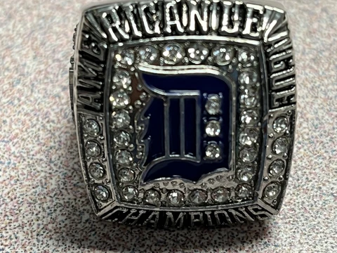2005 DETROIT TIGERS COMMEMORATIVE CHAMPIONSHIP RING SIZE 11 Cover