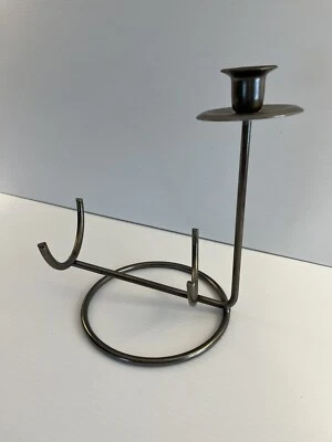"Elegante Candelabro de Metal Funcional de 9"" con Portabotellas de Vino Incorporado" Foto 1 de 4