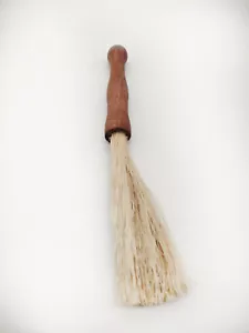 Weihwasserbürste Aspergillum Kropilo 7,87" mit natürlichem Pfahl Holzgriff - Bild 1 von 3