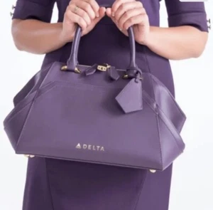 EUC Zac Posen Passport Plum Purse/Handbag Exclusive for Delta Airlines - Picture 1 of 10