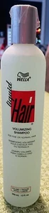 Wella Liquid Hair Volumizing Shampoo For Fine or Normal Hair 12 fl oz NEW - Picture 1 of 2