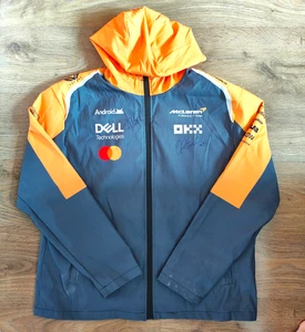 LANDO NORRIS & OSCAR PIASTRI HAND SIGNED FORMULA 1 JACKET McLAREN F1 AUTOGRAPHS - Picture 1 of 7