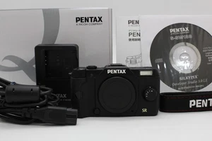 【MNT】Pentax Q7 Mirrorless Digital Camera - Black From Japan - Picture 1 of 12