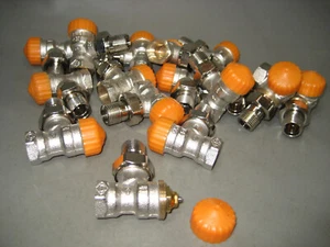 14 x Heimeier Thermostatventil DN20 90° mit Abgleich Durchgang (277) - Picture 1 of 6