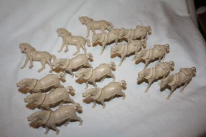 Military Horse Wagon Artillery Limber & Caisson w/figures & accessories dec24 #5 - Picture 1 of 18