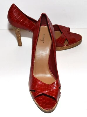 Fioni 红色 Croc 压花人造皮革露趾厚底软木高跟鞋 10 M 码 — 第 1/4 张图片