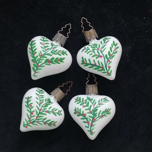 Lot 4 Tschechische Vintage mundgeblasene Glas Herz Weihnachtsschmuck floral bemalt - Bild 1 von 4