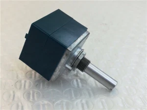 Japan ALPS Volume control 27 type Dual potentiometer 500K RK27 Round shaft A500K - Picture 1 of 3