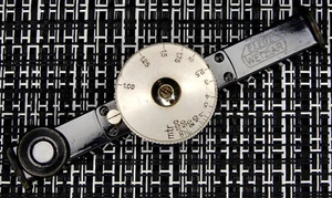 Leica Large Wheel Black & Nickel FOFER Rangefinder Meter Scale #12 - Picture 1 of 24