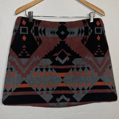 NWT Gap Women’s American Indian Print Skirt Side Pockets Size 12 Aztec - Image 1 of 4