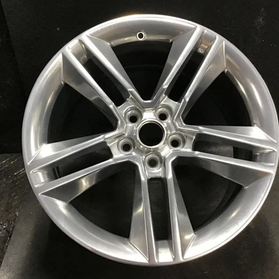 Llanta pulida Ford Mustang 10161 2018-2021 19 x 8-1/2 10 radios JR3Z1007M  Foto 1 de 4