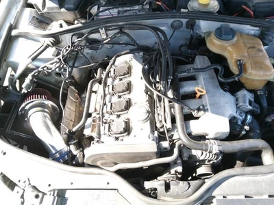 Módulo de control electrónico ECM del motor 1,8 L compatible con 98-00 AUDI A4 29336647 Foto 1 de 4