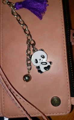 Cadena de teléfono Panda borla púrpura CLIP ON o LOOP ON HECHO en EE. UU. Foto 1 de 4