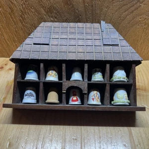 Rustikale Hütte Fingerhut Display mit Fingerhüte (10) - Bild 1 von 15