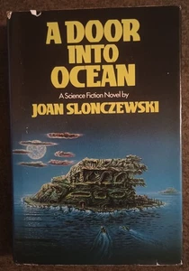 A Door Into Ocean by Joan Slonczewski - hardcover book - 1986 - Picture 1 of 1
