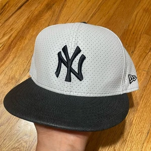 Yankees Legends Hospitality New Era 9Fifty Snapback Vented - Bild 1 von 4