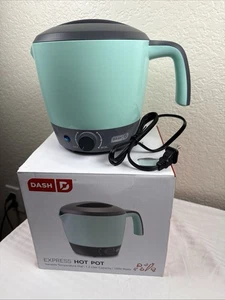 Dash Express Hot Pot Variable temp 1.2 Liter Cap. 1000 Watts - Picture 1 of 6