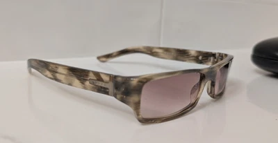 Gafas de sol Gucci con estuche jaspeado 130 GG 14444 PN7 Foto 1 de 4