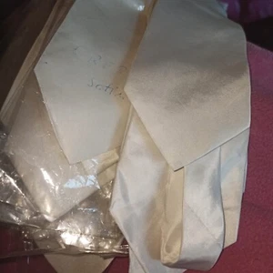 11 x Krawatte Unterschiedliche Größen und Materialien Seidenmalerei - Bild 1 von 1