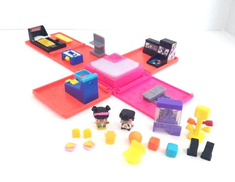 My Mini MixieQ's Mixie Q Doll Figures Neon Arcade Playset Accessories Lot Cover