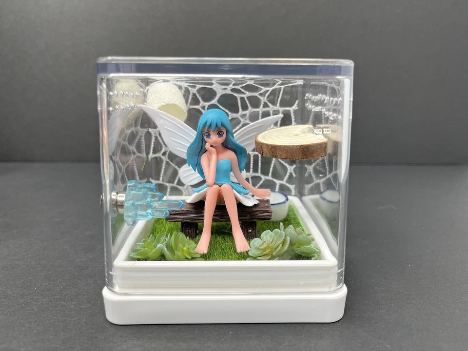 Gabinete de aranha saltadora menina fada azul - Imagem 1 de 1