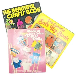 Vintage Crafting Books Lot Of 3 Hard Cover Retro Crafts For Toys Soft Dolls DIY - Bild 1 von 10