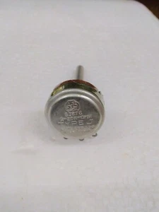 Potentiomètre Allen Bradley 25 Ko log à piste moulée type J NOS axe long - Picture 1 of 3
