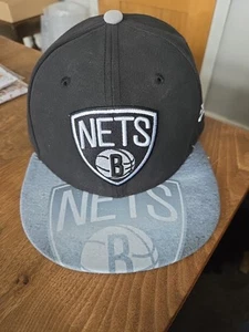 59Fifty New Era Mens Cap Black Grey Size 6 7/8 Sketch Bronet team New - Picture 1 of 9