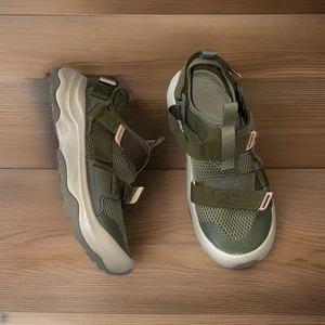 teva outflow Universal Sneaker Green 9 - Picture 1 of 6
