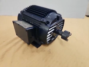 MOTORES ELÉCTRICOS ESTADOUNIDENSES F-4542-00-257 MOTOR 3 PH, 3 HP, 230/460 VOLTIOS, 1740 RPM - Imagen 1 de 8