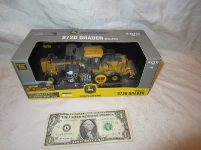 Ertl John Deere Construction 872D Road Grader 1/50 Scale  Die-Cast NIB - Image 1 of 4