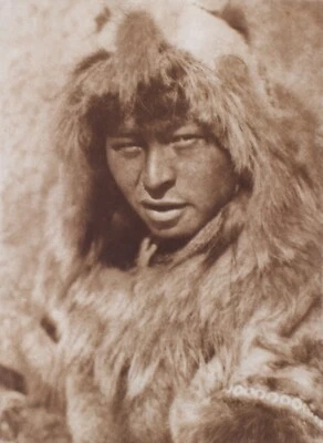  Edward S.Curtis Fotograbado Nunivak Juvenil Clásico Grabado Compañía  Foto 1 de 2
