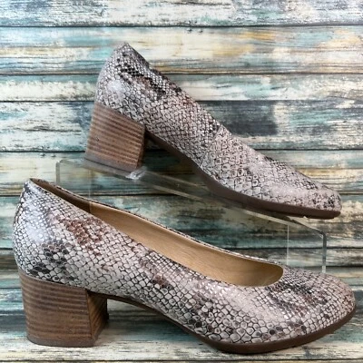 Zapatos de vestir Geox para mujer 9 cuero marrón estampado de serpiente tacón bajo ropa de trabajo Foto 1 de 4