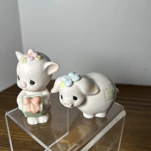 Lote De 2 Preciosos Momentos Jonathan & David Cerdo Con Flores 2"••E-9267 ••524506 - Imagen 1 de 11