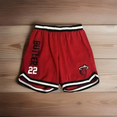 Pantalones Cortos de Baloncesto Jimmy Butler #22 Miami Heat Rayas Rojas Para Hombre Talla 2XL NBA Foto 1 de 4
