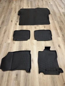 2025 Subaru Outback All Weather Mats And Cargo Floor Mat OEM - Picture 1 of 7