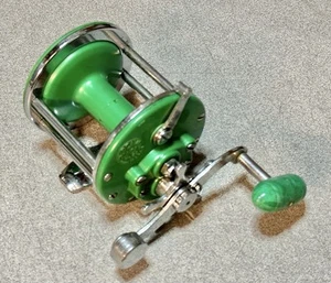 Penn Baitcasting Reel Monofil 26 Shamrock Green (Used) - Picture 1 of 13