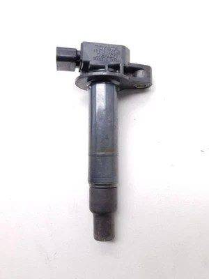 01-09 MONTAJE BOBINA DE ENCENDIDO TOYOTA PRIUS 1.5L 4CYL  Foto 1 de 4