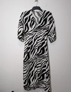 Zara Kleid Animal Print Gürtel Bindeband Knopfleiste Midikleid Gr. XS weiß schwarz - Bild 1 von 9