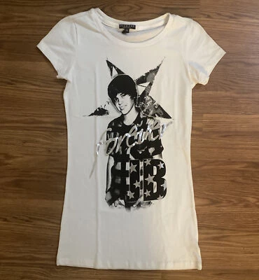 VINTAGE MEDUIM JUSTIN BIEBER Rap Rock Concert Tour Tee SHIRT 2009 My World Promo - Image 1 of 4