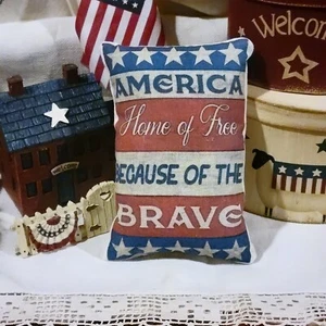 Primitive FarmHouse America Land Of The Free Tuck almohada clavija/colgador de puerta  - Imagen 1 de 1