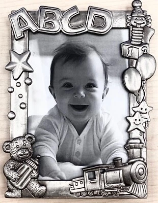 Оловянный серебряный плюшевый медведь и поезд детские игрушки 4x6 детская фоторамка - Изображение 1 из 4