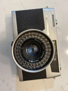Petri 7S Rangefinder 35mm Film Camera - Picture 1 of 6