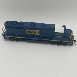 HO Bachmann GP40 Diesel Locomotive CSX #6211 Untested - Picture 1 of 10