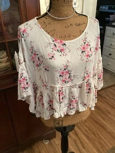 Mi Ami Top XL, Elfenbein Krepp, rosa Blumenmuster, Cropped Babydoll, bezaubernd! - Bild 1 von 5