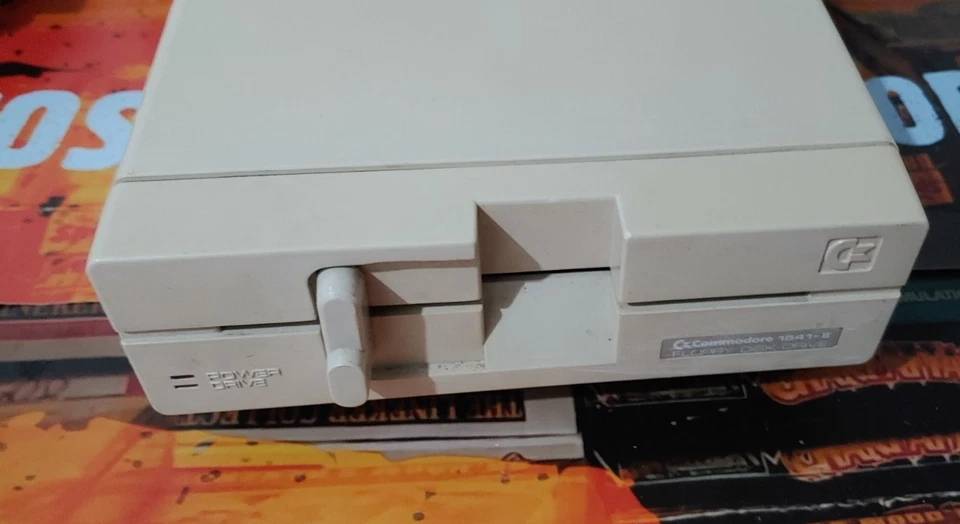 Commodore Diskettenlaufwerk 1541 II Floppy 273018 (Dauerläufer) DEFEKT - Bild 1 von 4