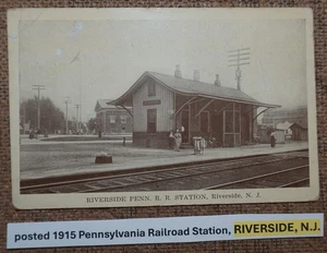posted 1915 Pennsylvania Railroad Station, RIVERSIDE, N.J. POSTCARD LITHO B&W - Picture 1 of 2