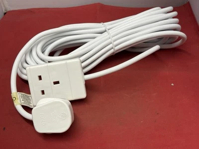 1 Gang 10m Extension Lead 13A Mains Cable Single Socket - Image 1 of 4